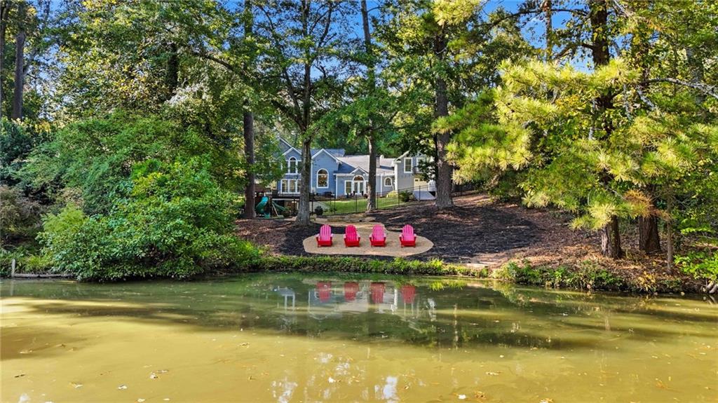 5047 Nesbit Ferry Lane — photo