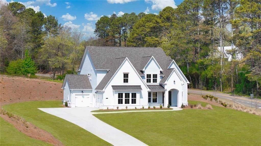 8290 Creekside Overlook Drive — photo