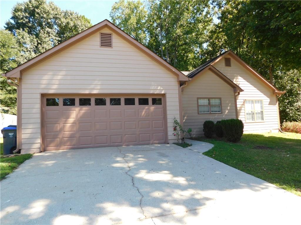 652 Ravinia Way — photo