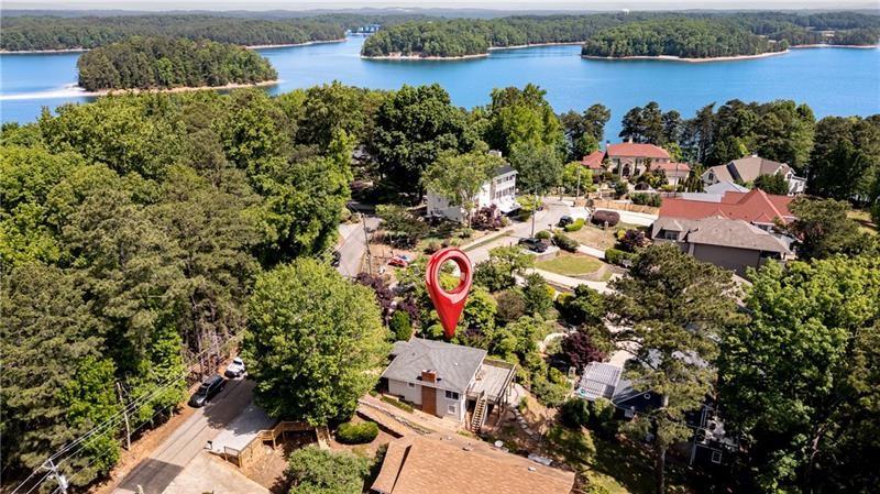 6381 Lakeview Drive — photo
