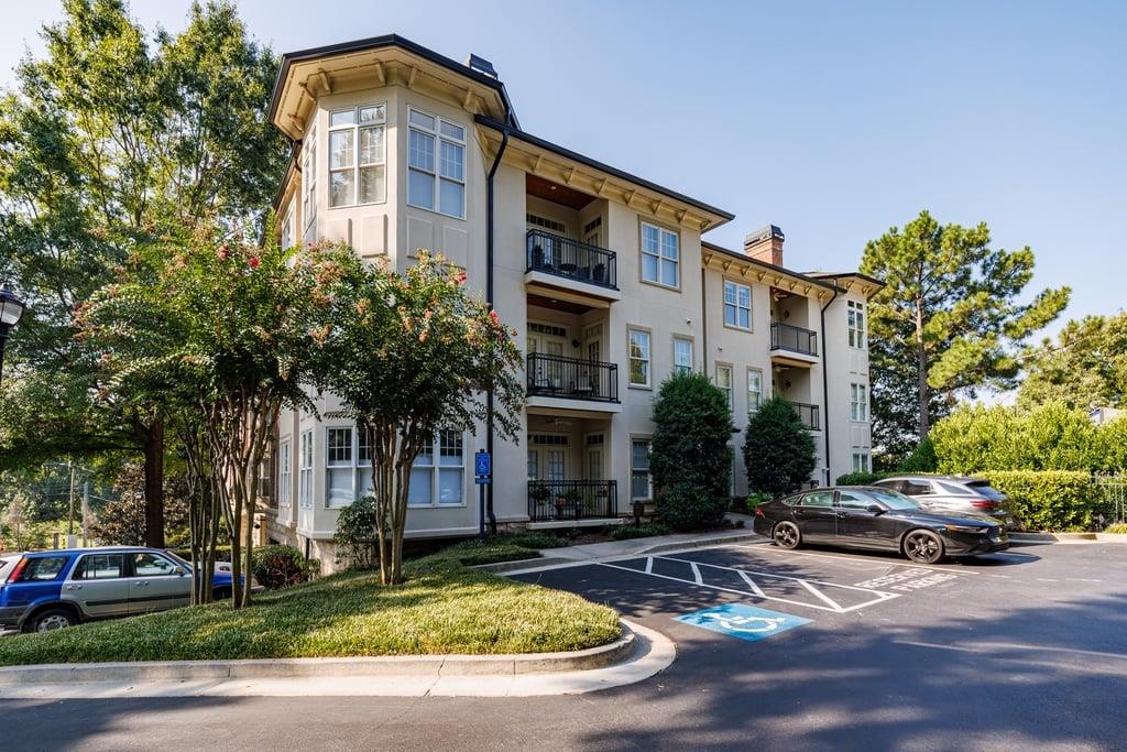 828 Highland Lane Unit 2204 — photo