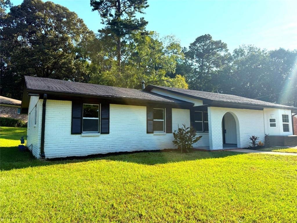 2744 Preston Drive — photo