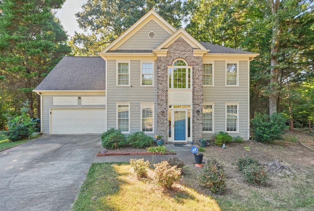 2208 Thicket Court NW — photo
