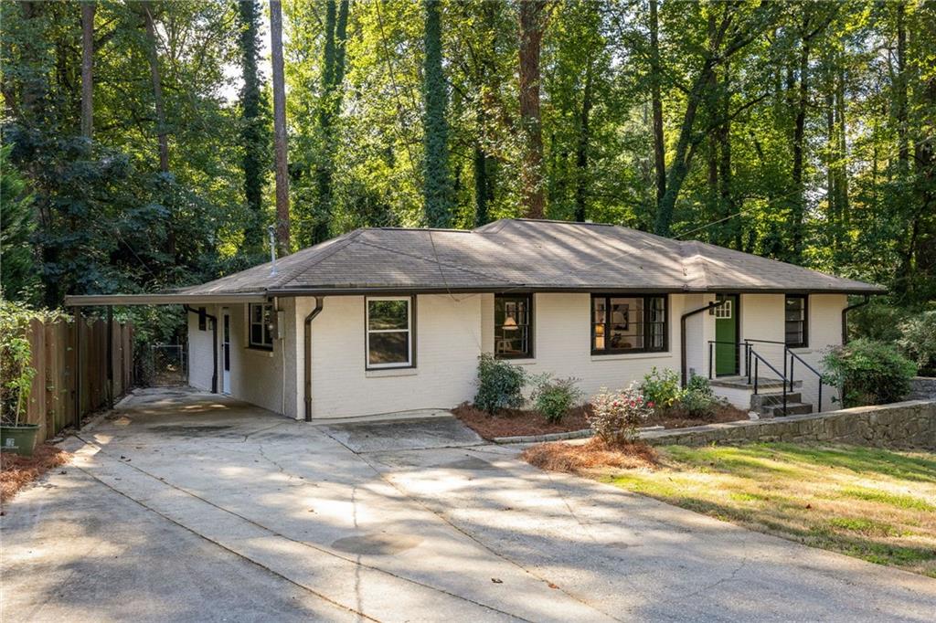 2847 Hollywood Drive, Decatur, GA 30033 — photo 2