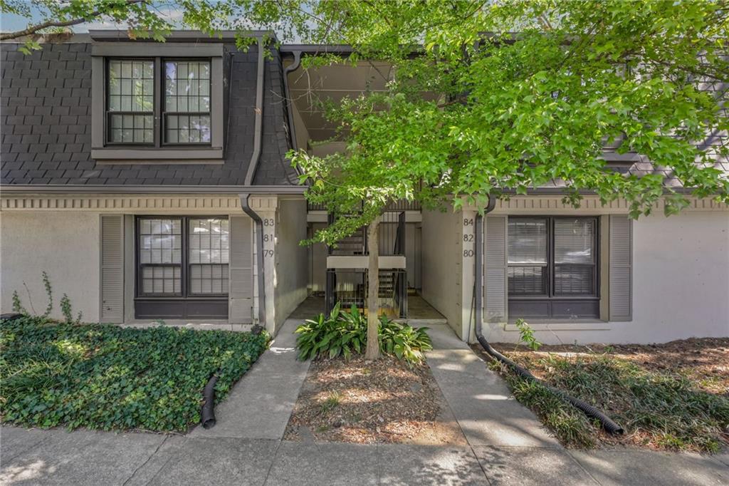 79 Adrian Place NW — photo