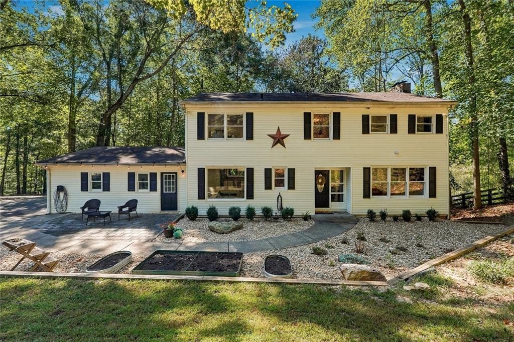 731 Longview Drive — photo