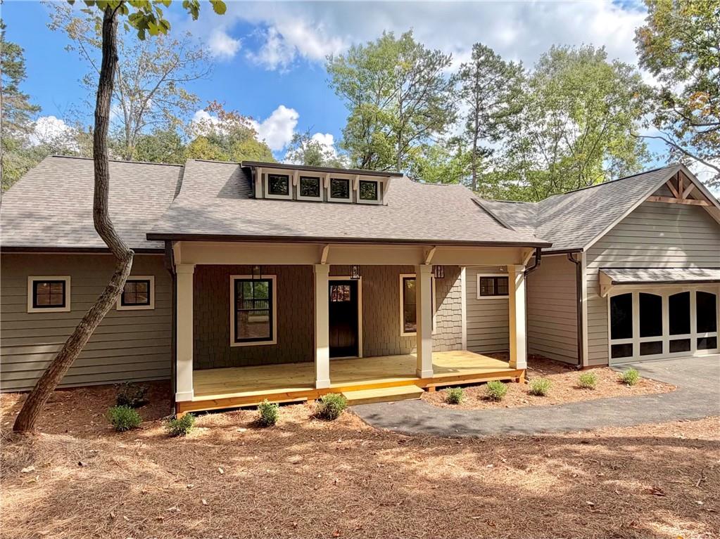 595 Wake Robin Drive — photo