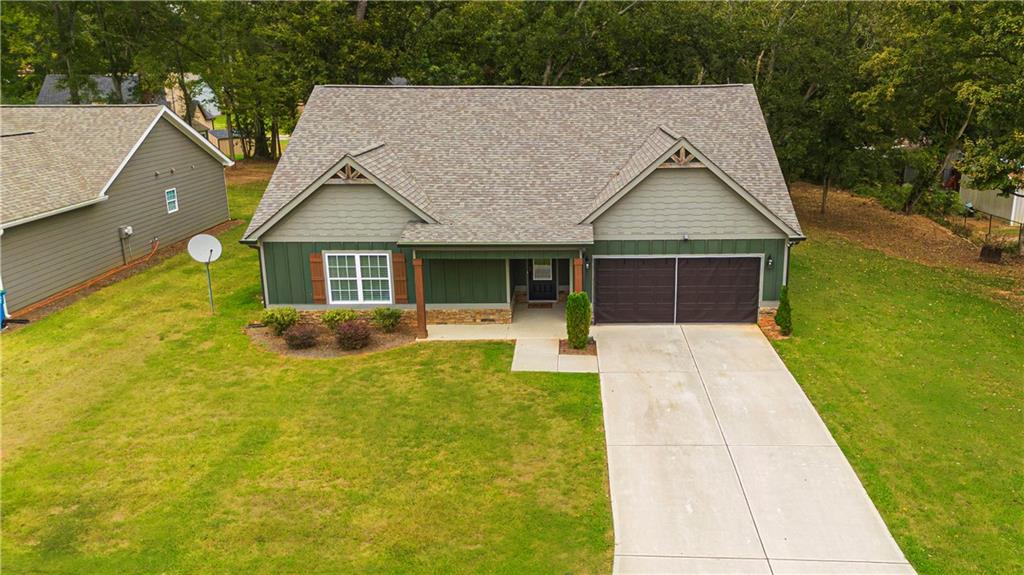 Home in Maysville, GA 30558 — photo 2