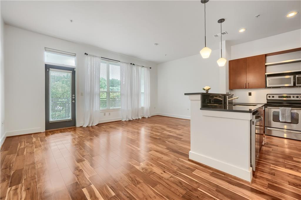747 Ralph Mcgill Boulevard NE Unit 323 — photo