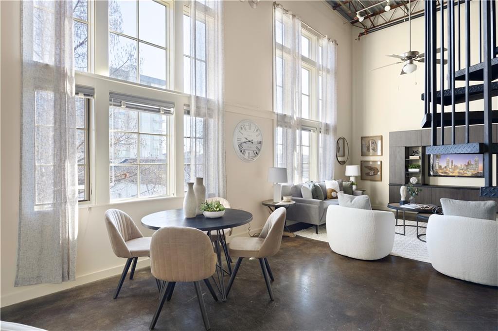 572 Edgewood Avenue NE Unit 301 — photo