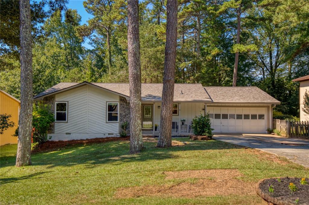 2494 Rhoanoke Drive — photo