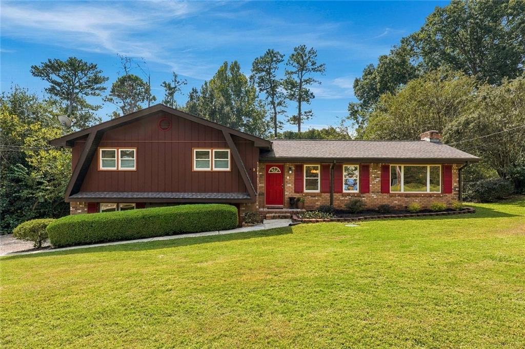 610 Evergreen Drive — photo