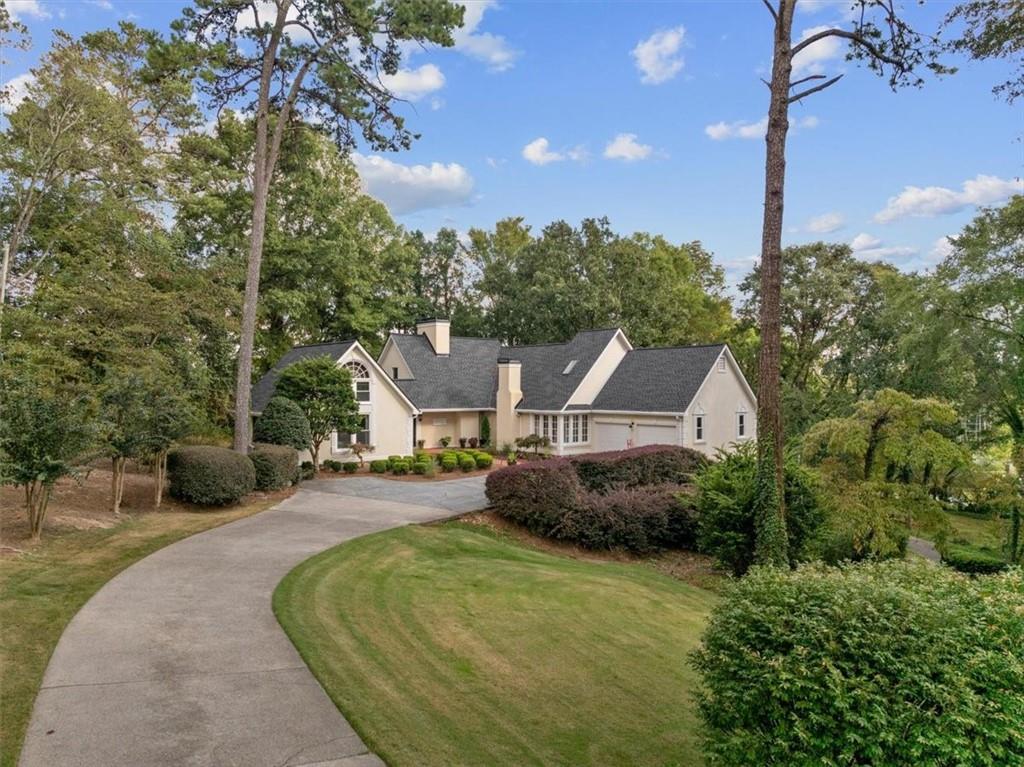 175 Devonwood Drive — photo