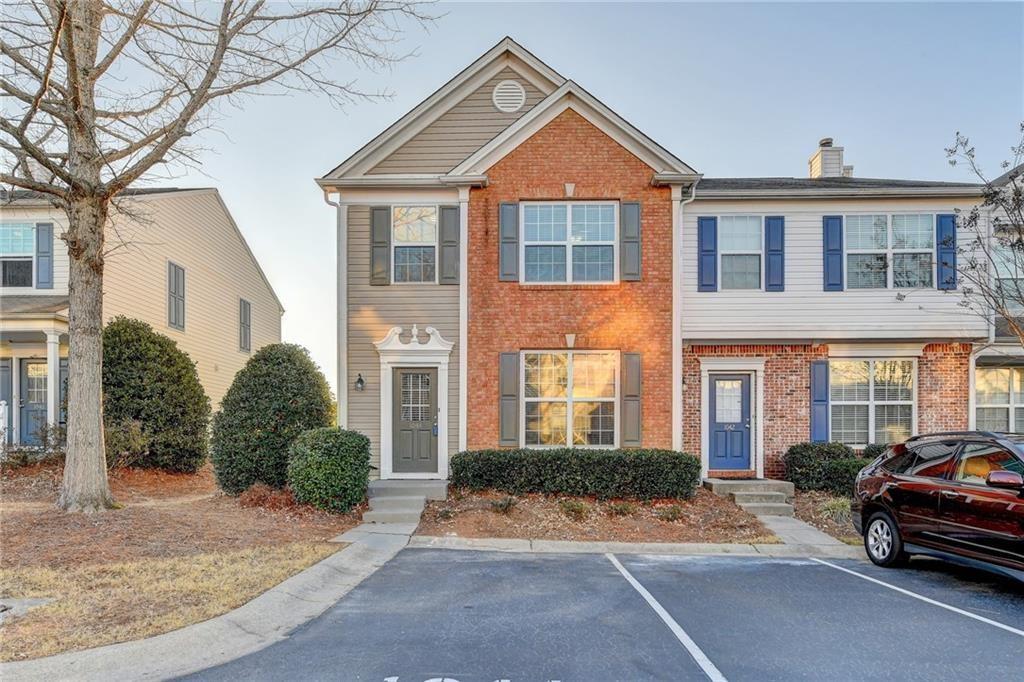 1044 Prestwyck Court — photo