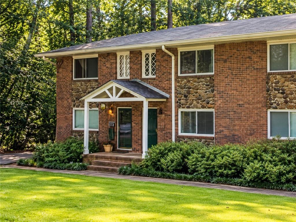 2412 Peachwood Circle NE Unit 2 — photo