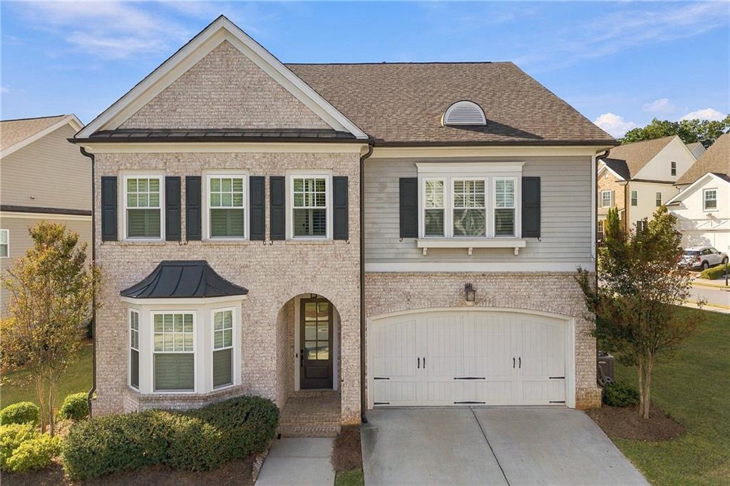 6585 Creekview Circle — photo