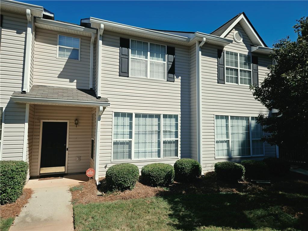 410 Rosewood Lane — photo