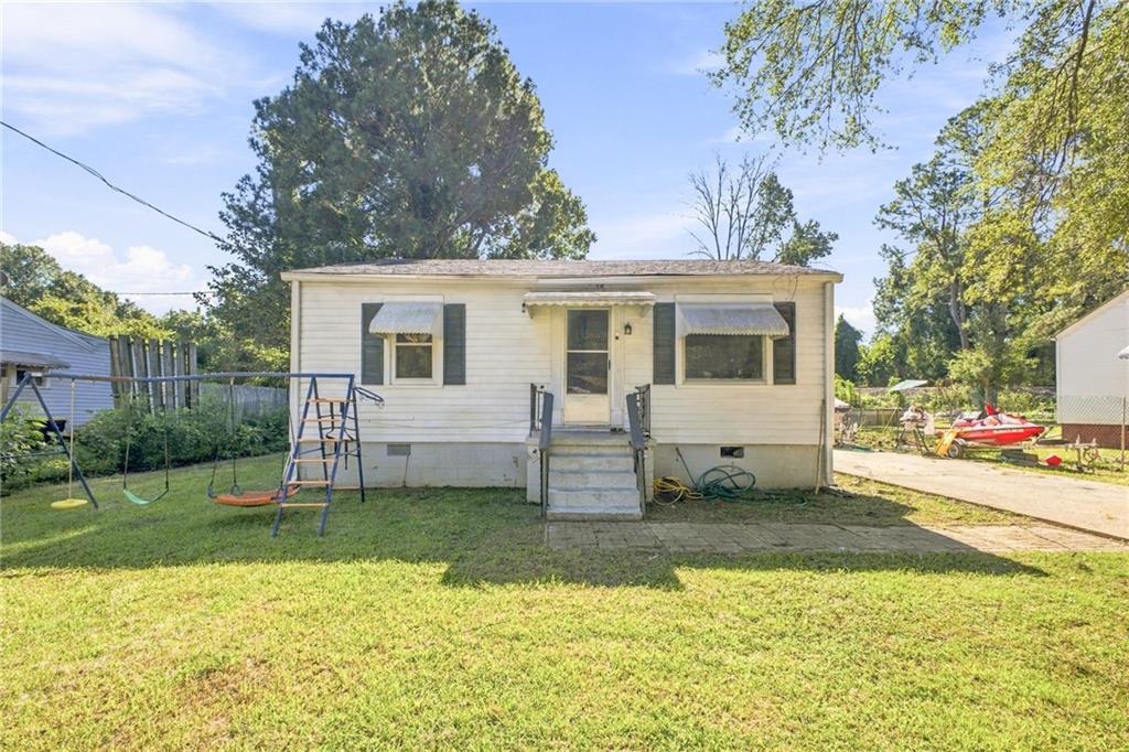 38 Battey Drive NW — photo