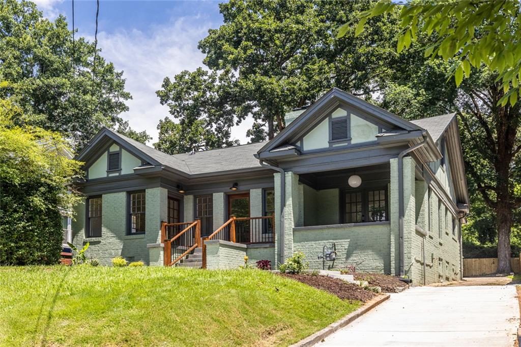 1615 Stokes Avenue SW — photo