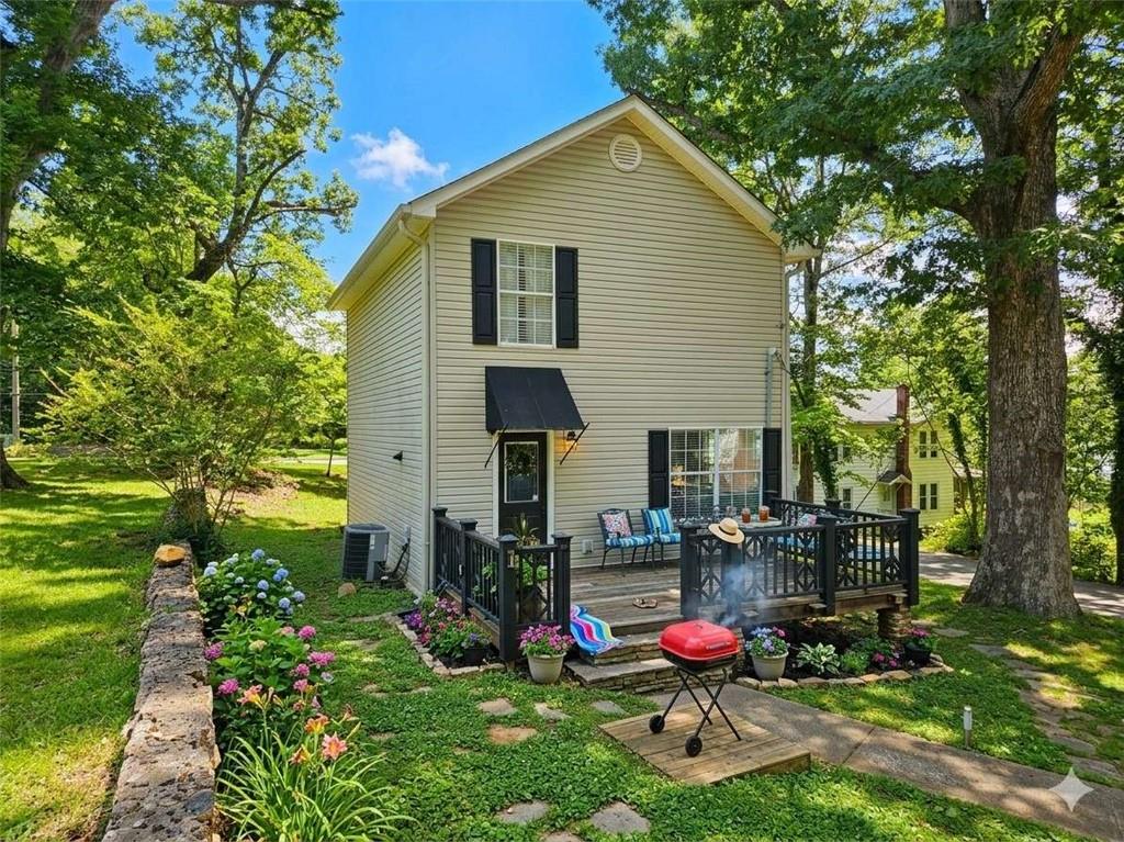 1326 Park Hill Drive — photo