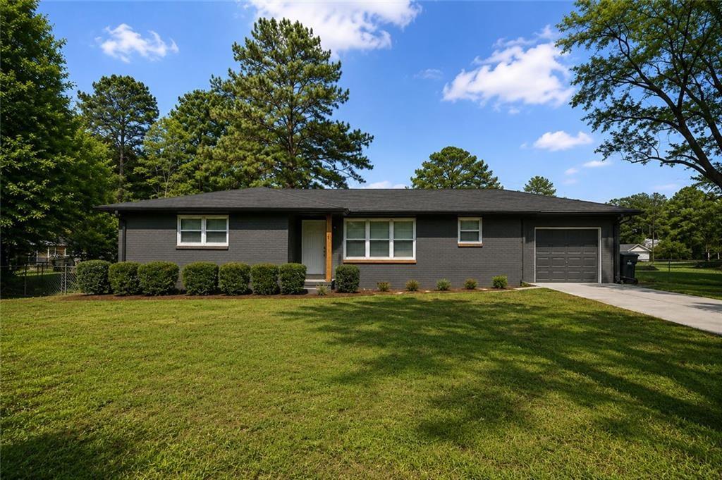 4281 Hiram Lithia Springs Road SW — photo