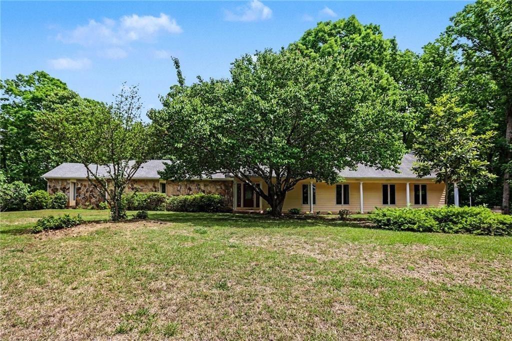 9270 Riverclub Parkway NE — photo