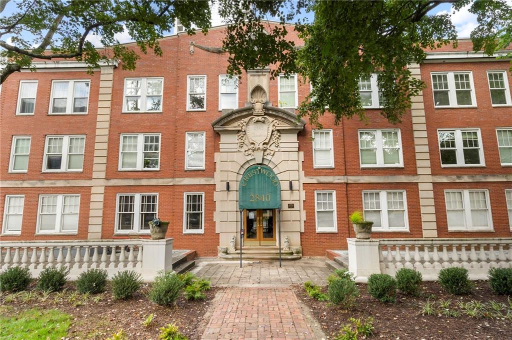 2840 Peachtree Road NW Unit 411 — photo