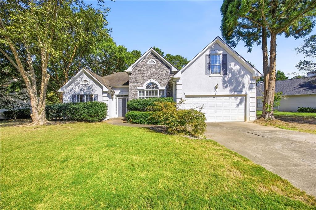 4014 Villa Lake Road — photo