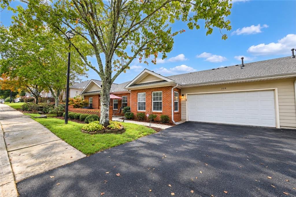 229 Villa Park Circle — photo