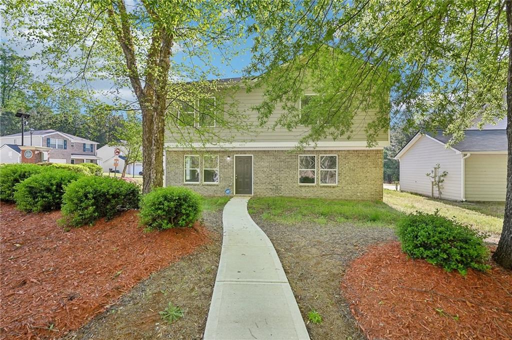 4437 Ben Hill Road — photo