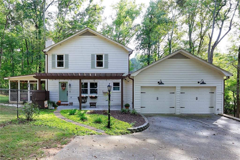 574 Ridge Lake Lane NW — photo