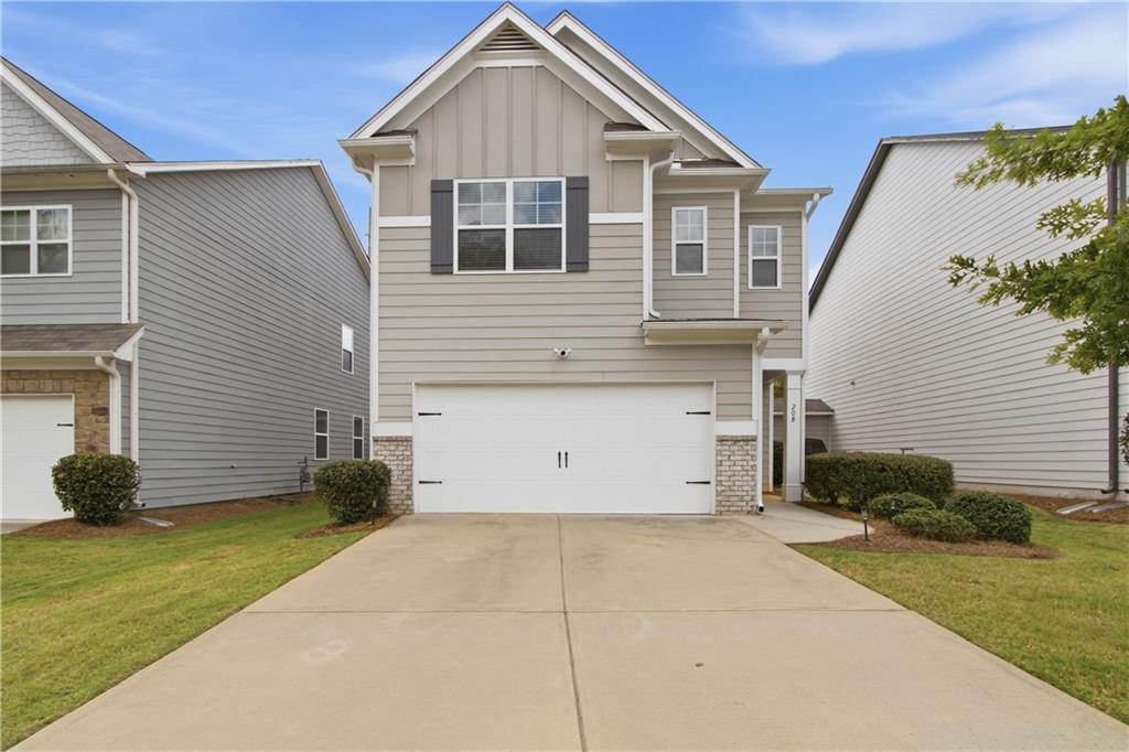 208 Bluffton Court — photo