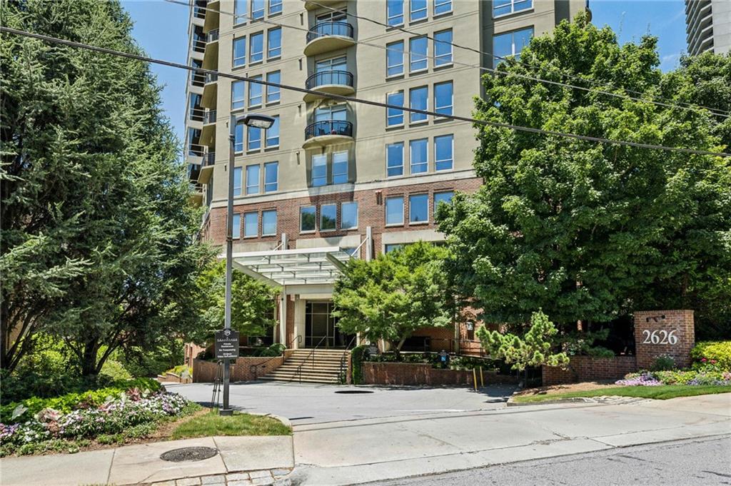 2626 Peachtree Road NW Unit 1807 — photo