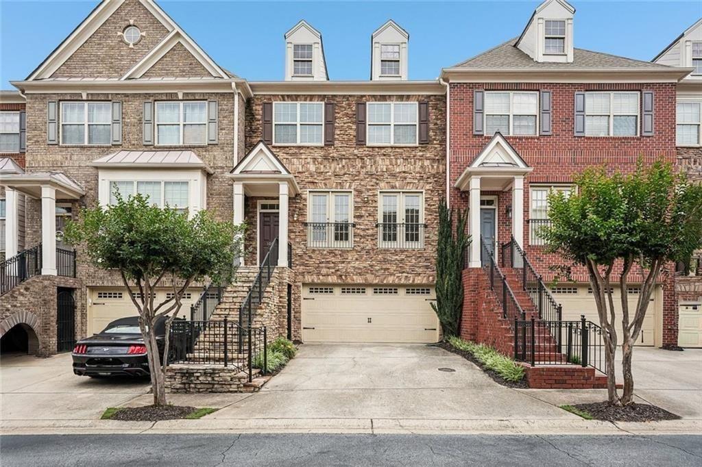 1005 Manchester Way — photo