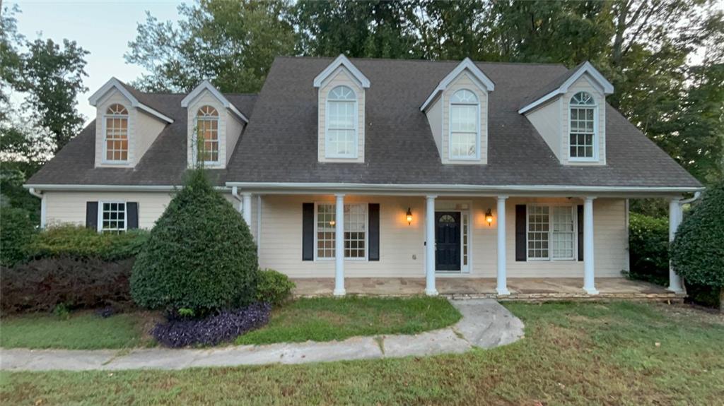 2260 Misty Oaks Drive — photo