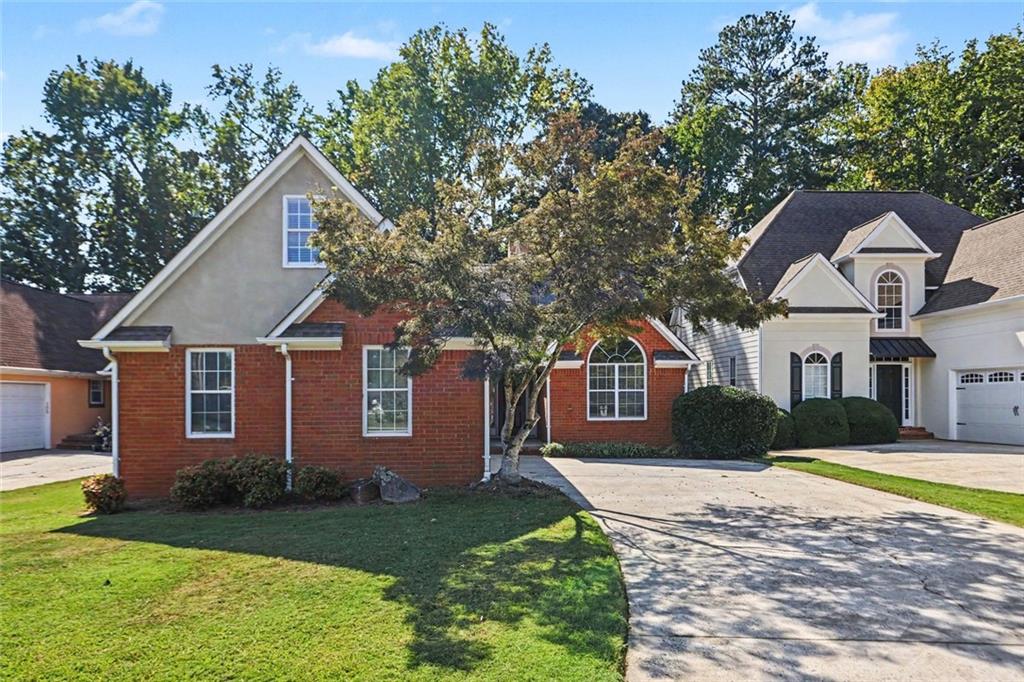 475 Fairway Court — photo