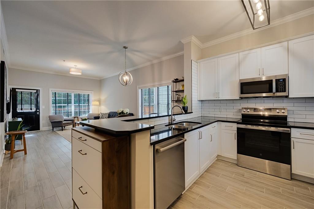 1635 Briarcliff Road NE Unit 11 — photo