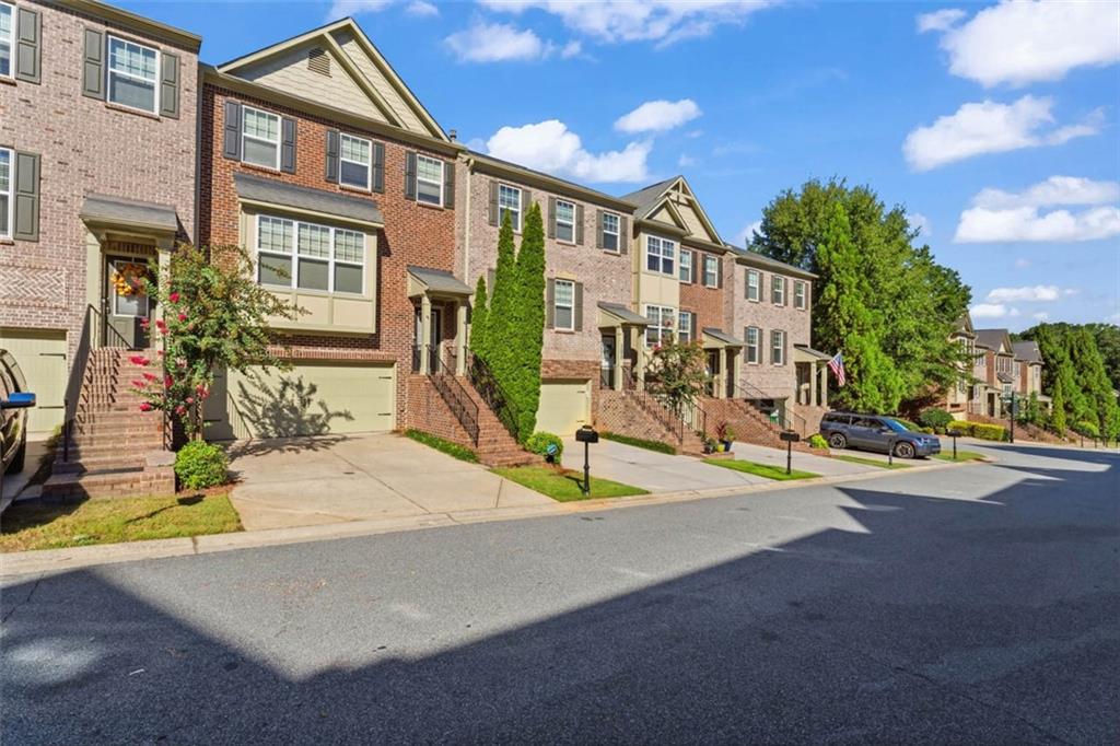 3688 Lambert Lane NE — photo
