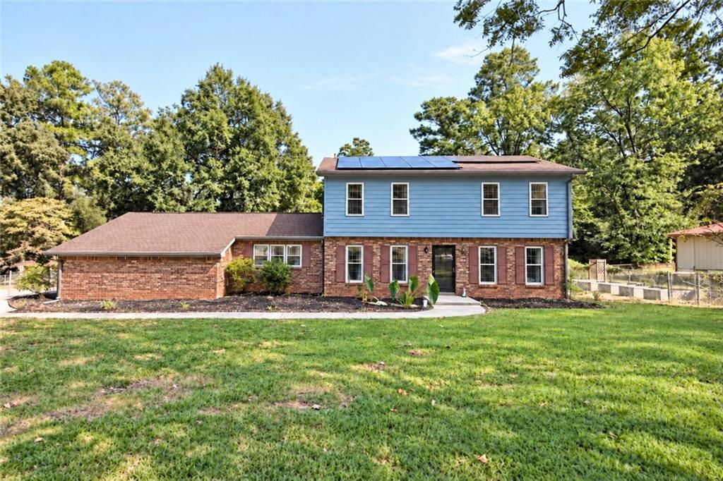 1648 Lancaster Drive — photo