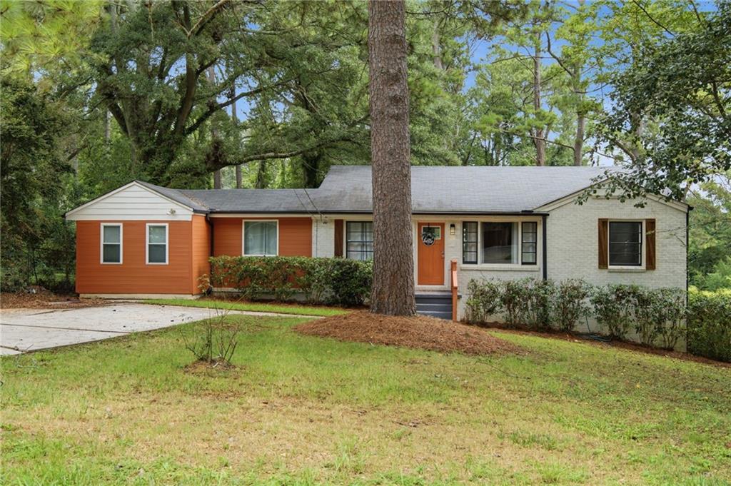 1402 Midlawn Drive, Decatur, GA 30032 — photo 2