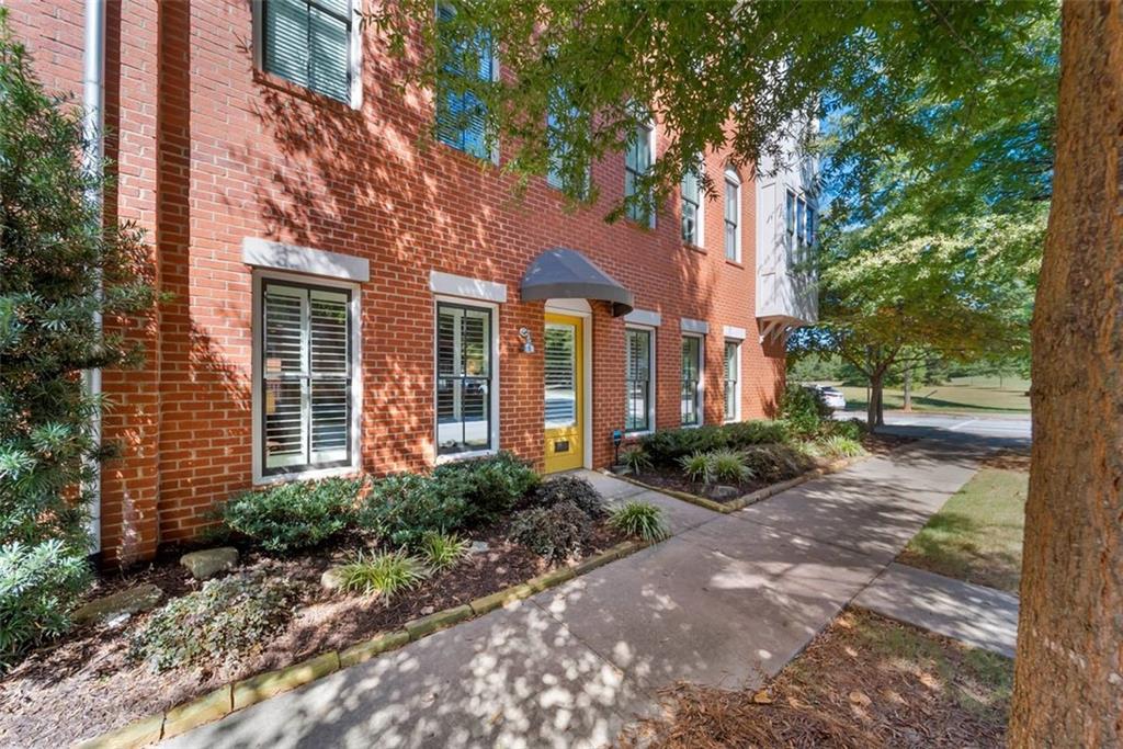 4135 N Swann Street — photo