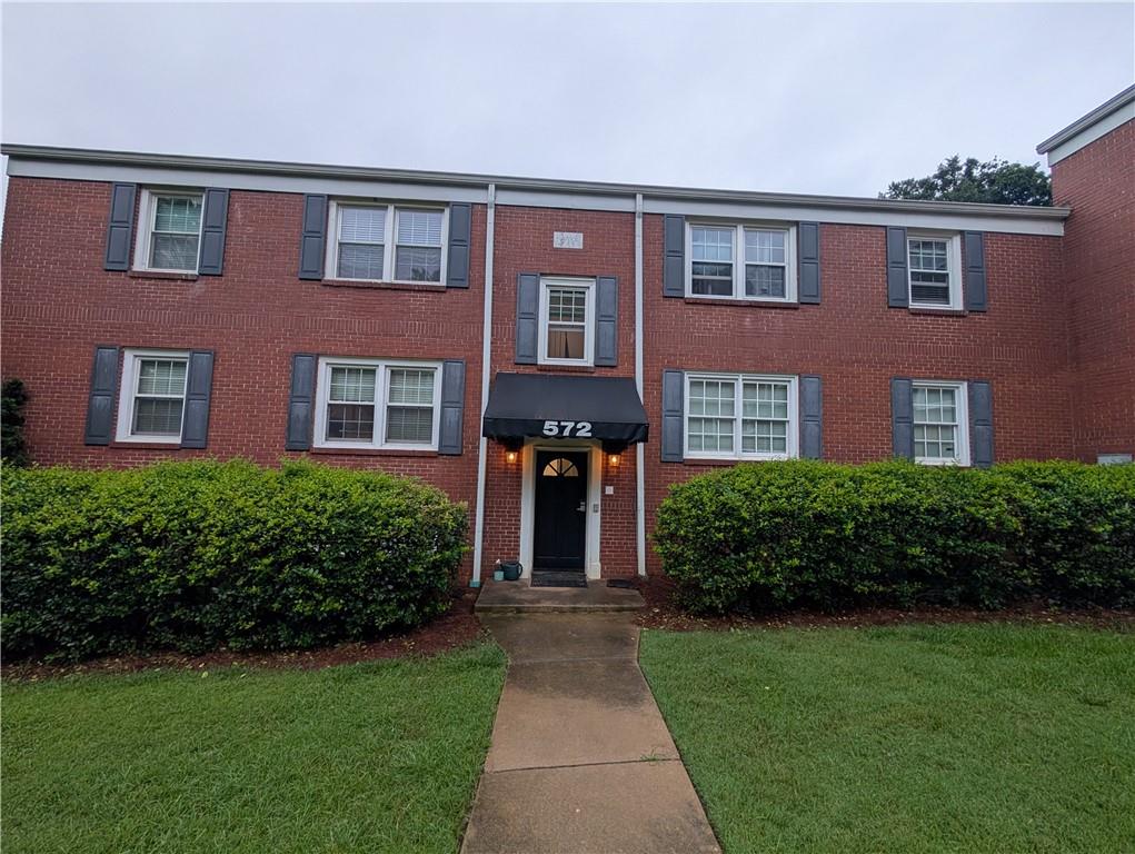 572 Goldsboro Road NE Unit B — photo