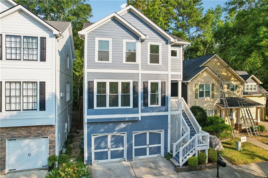 2237 Parkview Court NW — photo