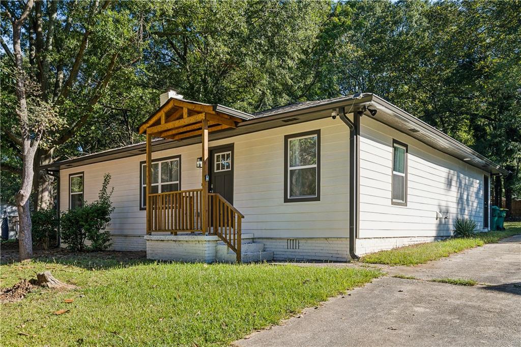 569 Yancey Drive — photo