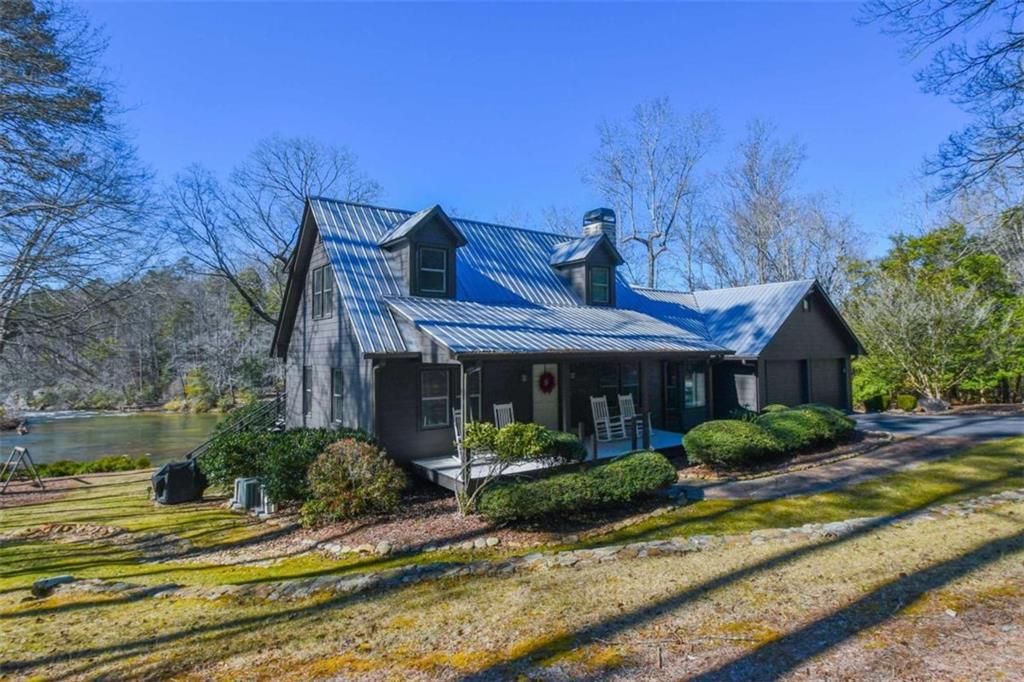 1207 Old River Road — photo