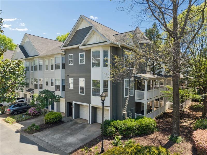 951 Glenwood Avenue SE Unit 1107 — photo