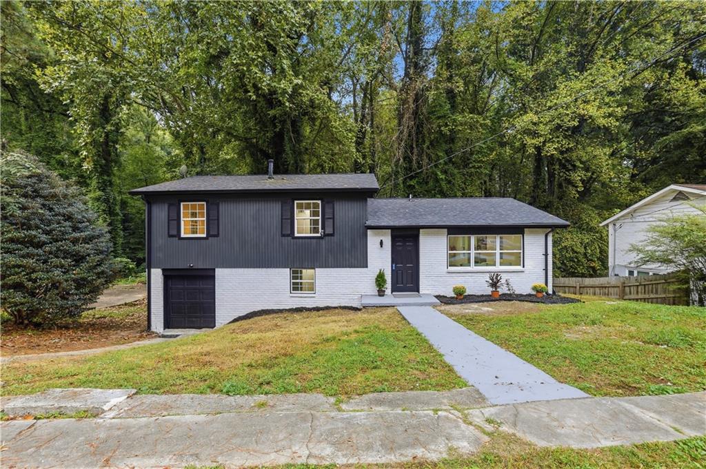316 Argus Circle NW — photo