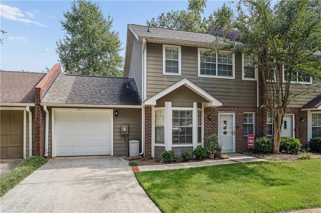 111 Franklin Court — photo