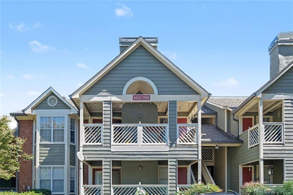 672 McGill Place Unit 672 — photo
