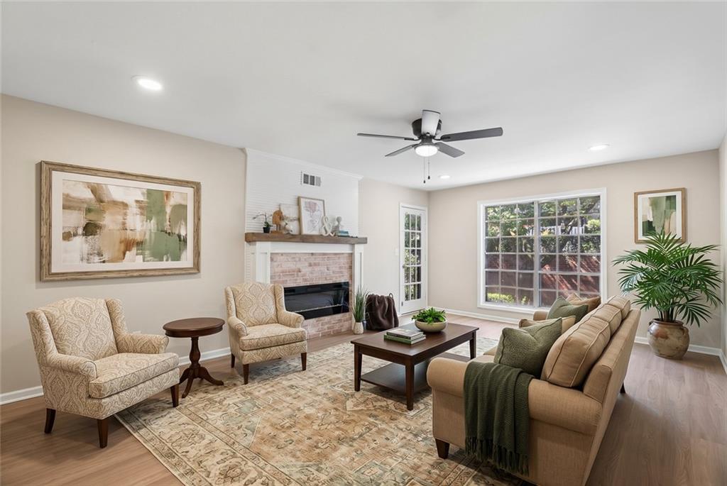 6851 Roswell Road Unit F19 — photo